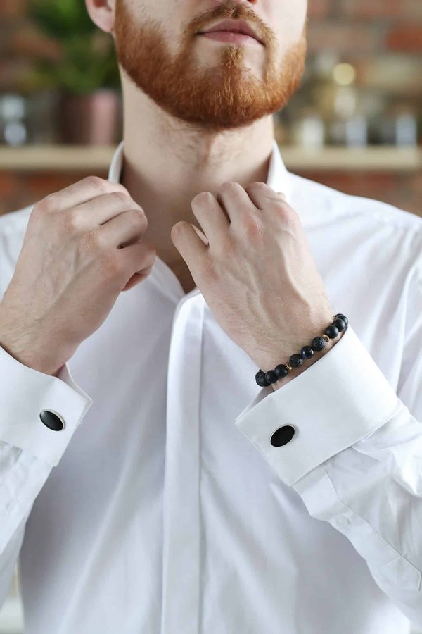 Quelle matière choisir pour un bracelet homme en perles ?